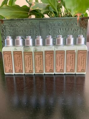 L'occitane Verbena Conditioner 8 Piece Travel Set 1.7oz/ea 13.6oz total